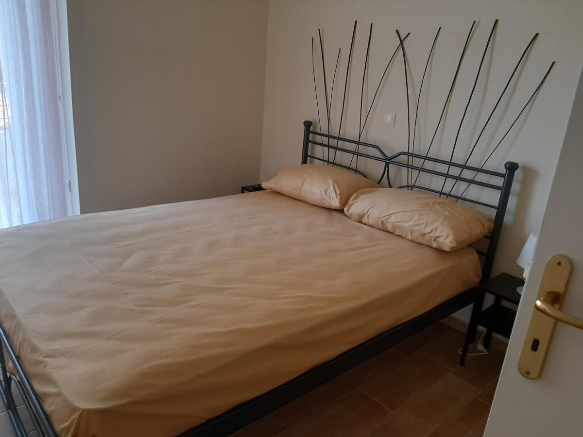 אתונה Lovely House מראה חיצוני תמונה